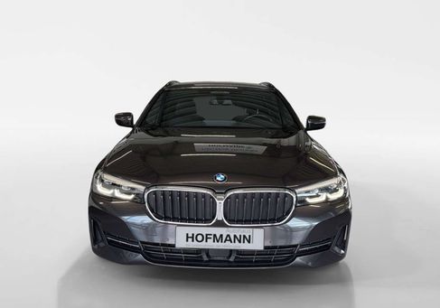 BMW 530, 2022