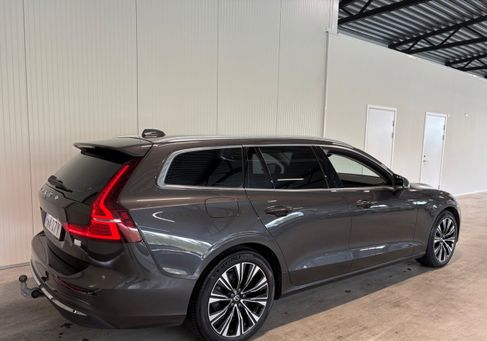 Volvo V60, 2023