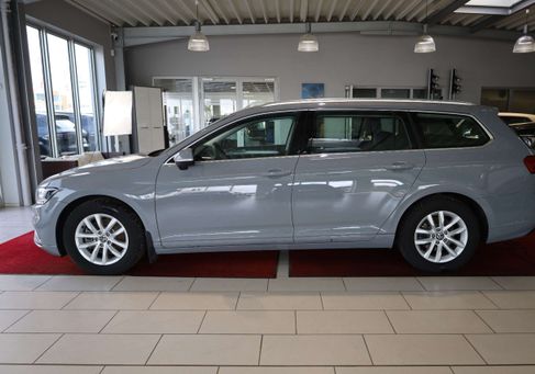 Volkswagen Passat Variant, 2024 2