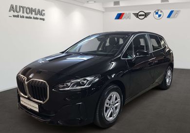 BMW 216, 2023