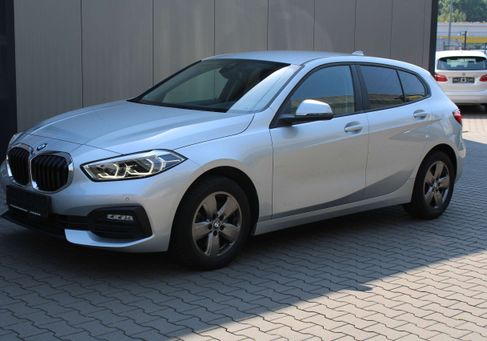 BMW 116, 2020