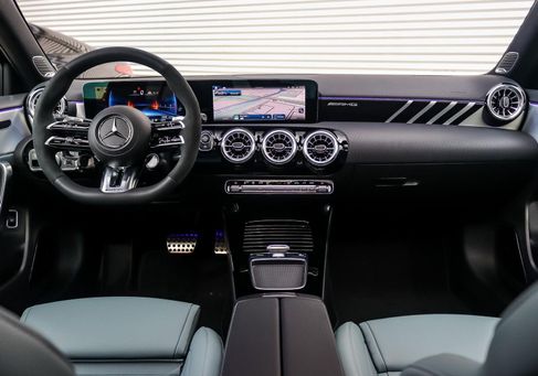 Mercedes-Benz A 35 AMG, 2025