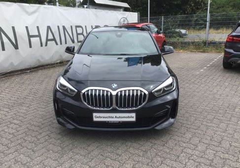 BMW 118, 2023