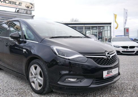 Opel Zafira, 2017