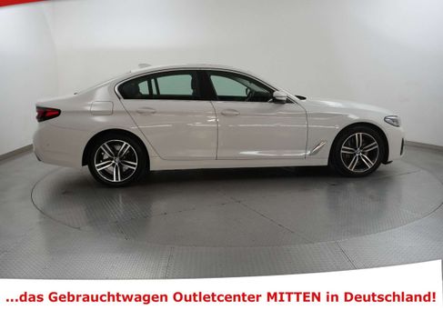 BMW 545, 2021