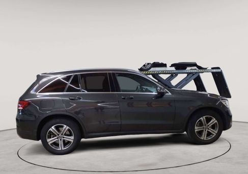 Mercedes-Benz GLC 200, 2022 3