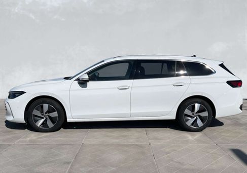 Volkswagen Passat Variant, 2025 3
