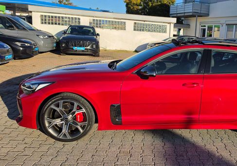 Kia Stinger, 2018 3