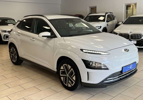 Hyundai Kona, 2022 3
