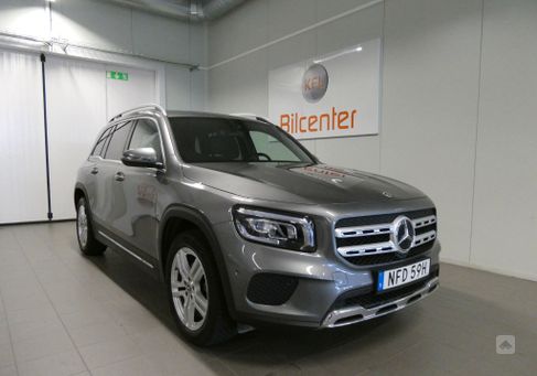 Mercedes-Benz GLB 200, 2022