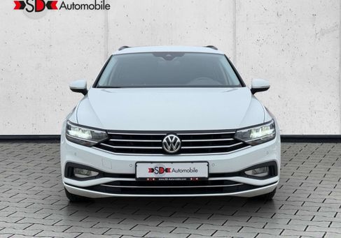 Volkswagen Passat, 2020