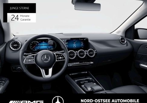 Mercedes-Benz B 250, 2022