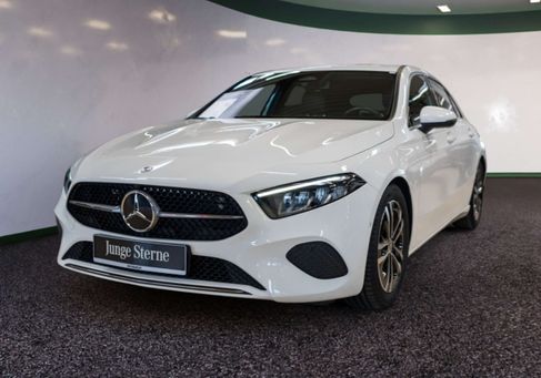 Mercedes-Benz A 200, 2023