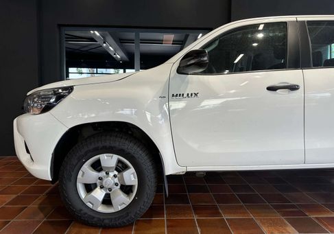 Toyota Hilux, 2018