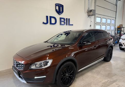 Volvo V60 Cross Country, 2017