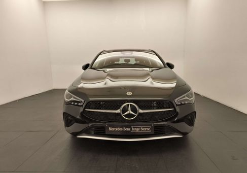 Mercedes-Benz CLA 200, 2025