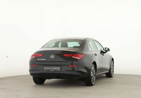 Mercedes-Benz CLA 250, 2021