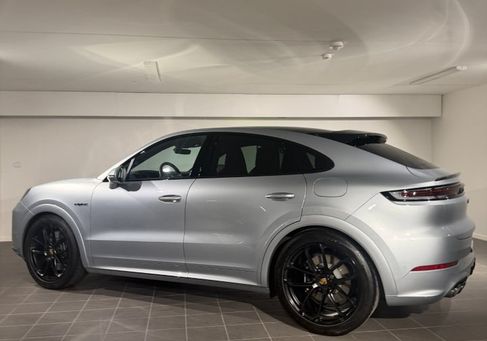 Porsche Cayenne, 2025