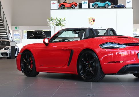 Porsche, 2019