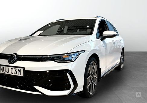 Volkswagen Golf, 2024