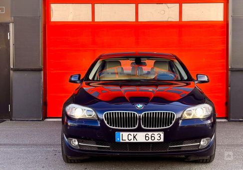 BMW 523, 2011
