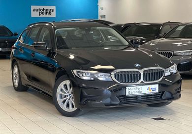 BMW 330, 2020