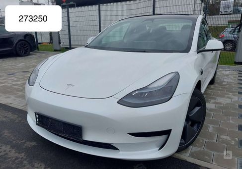 Tesla Model 3, 2022