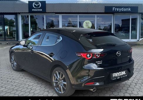 Mazda 3, 2025