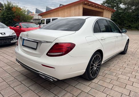 Mercedes-Benz E 200, 2017