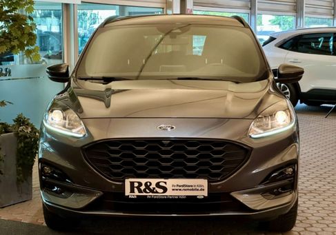 Ford Kuga, 2022