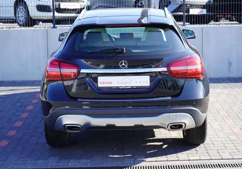 Mercedes-Benz GLA 180, 2018