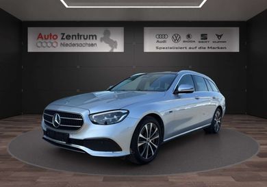 Mercedes-Benz E 300, 2021