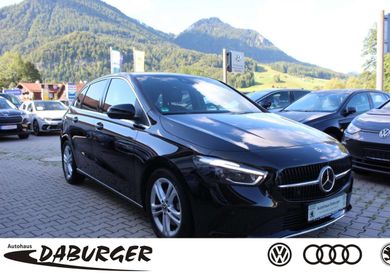 Mercedes-Benz B 220, 2023