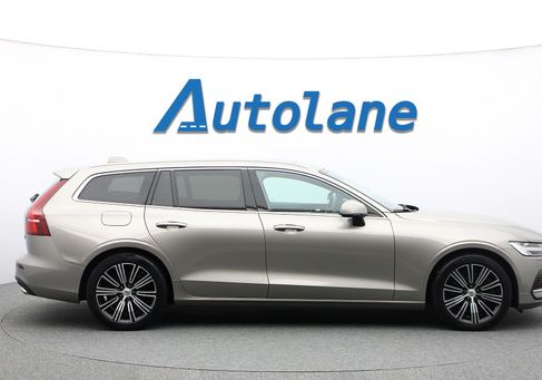 Volvo V60, 2022
