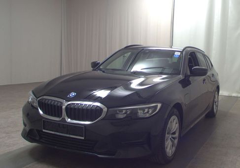 BMW 320, 2022