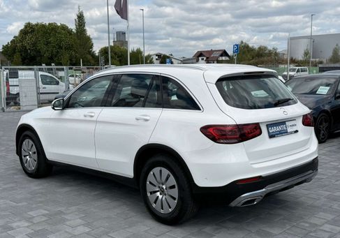 Mercedes-Benz GLC 200, 2021