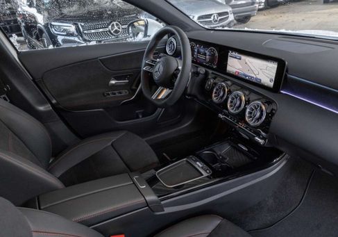 Mercedes-Benz A 180, 2024