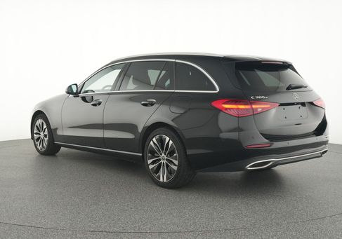 Mercedes-Benz C 300, 2023 2