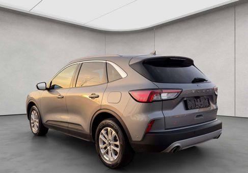 Ford Kuga, 2022