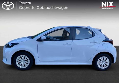 Toyota Yaris, 2023 3