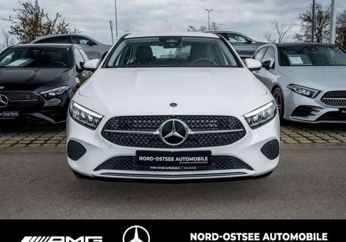 Mercedes-Benz A 250, 2025