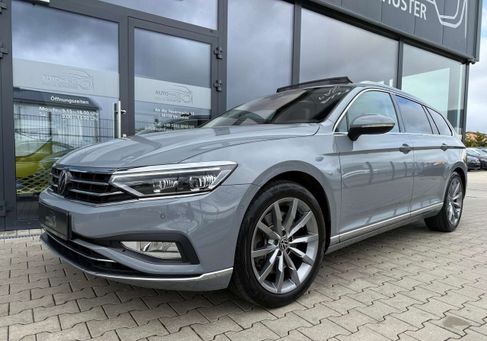 Volkswagen Passat, 2022