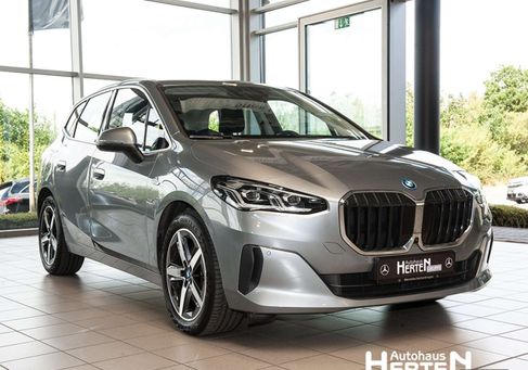 BMW 230, 2023