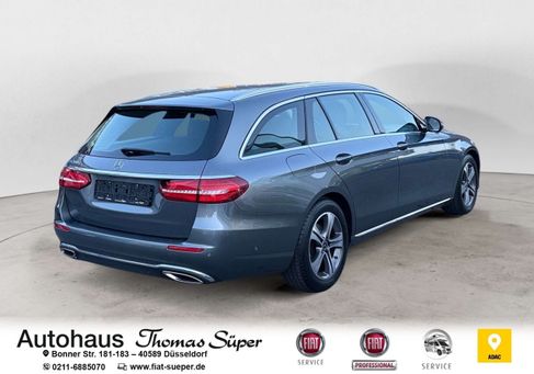 Mercedes-Benz E 200, 2018 3