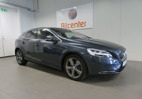 Volvo V40, 2018