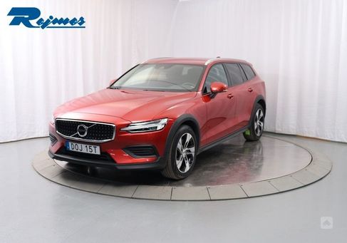 Volvo V60 Cross Country, 2022