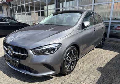 Mercedes-Benz B 180, 2024