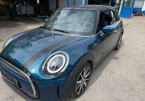MINI ONE, 2021