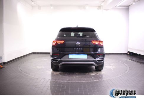 Volkswagen T-Roc, 2022