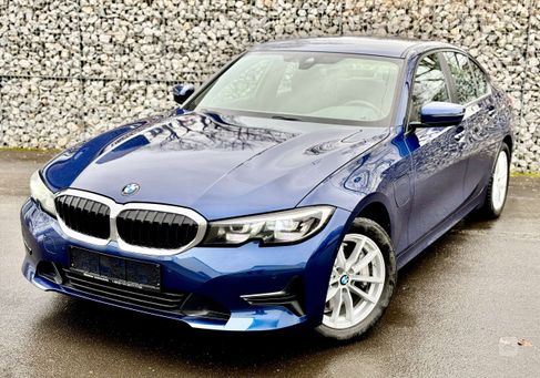 BMW 330, 2019